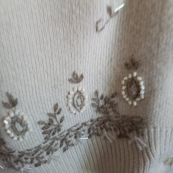 Paul Harris Design Embroidery Beaded Cardigan Large - Picture 11 of 15